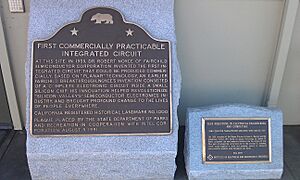 Site of invention of the first commercially practicable integrated circuit 2012-10-07 17-27-06