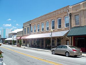 Starke Hist Dist street01