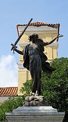 Statue of Liberty in Mompox, Colombia.jpg