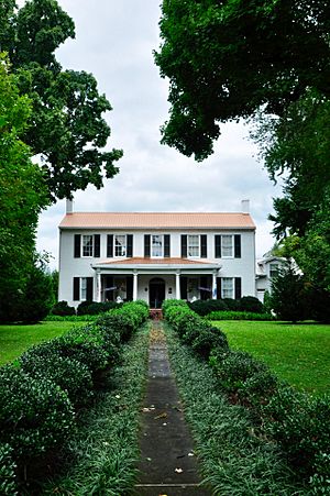 The Bray Place 2 • Bashford Manor Lane in Louisville, Kentucky