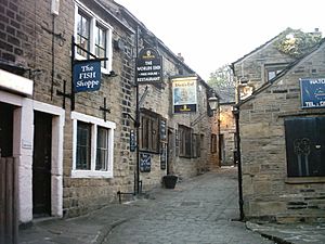 The World's End, Pudsey