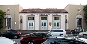 US Post Main Office, 210 S. Ellsworth Ave., San Mateo, CA 7-31-2011 8-12-45 PM