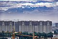 在成都遥望雪山 西岭雪山主峰大雪塘 Chengdu skyline with a view of Da Xue Tang (Chengdu peak)