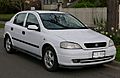2000 Holden Astra (TS) CD Olympic Edition 5-door hatchback (2015-07-10) 01