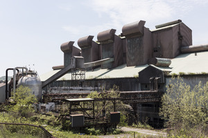 A portion of the ISG Weirton Steel operation, was once a fully integrated steel producer in Weirton, West Virginia, and one of the world's largest producers of tin plate products LCCN2015631990