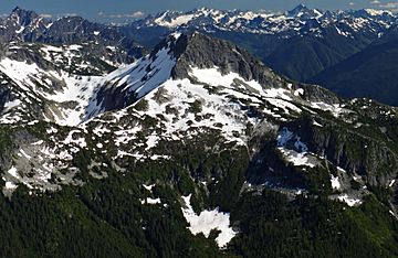 Eaton Peak from summit of Grant.jpg