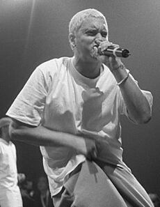 Eminem-01-mika (cropped)