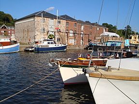 Exeter canal basin - geograph.org.uk - 236116.jpg