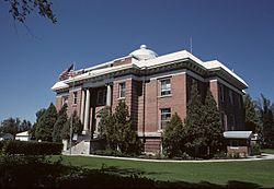 Fremont County Courthouse in St. Anthony