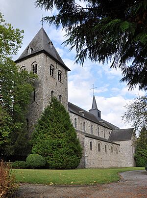 Hastière Eglise R01