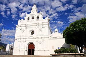 Iglesia Colonial Metapan