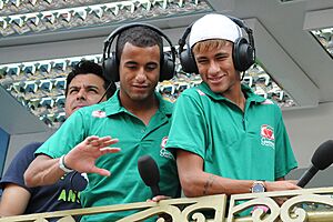 Lucas e Neymar 02