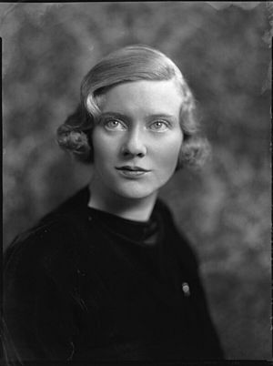 Maureen Constance Hamilton-Temple-Blackwood (née Guinness), Marchioness of Dufferin and Ava