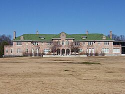Pink Palace Museum and Planetarium Memphis TN cropped.jpg