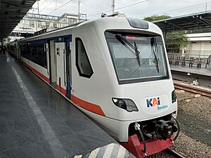 Railink EA203 on Batuceper railway station