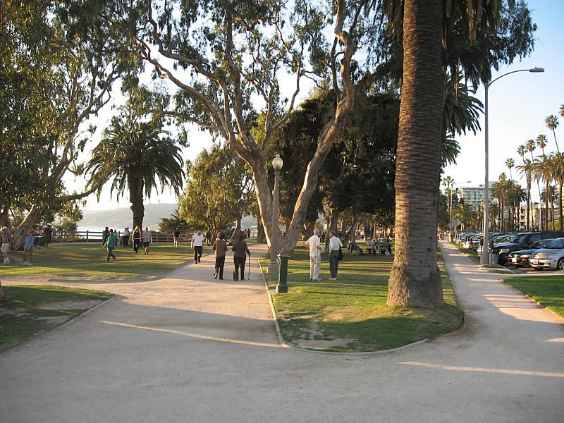 SantaMonicaPalisadesPark2010
