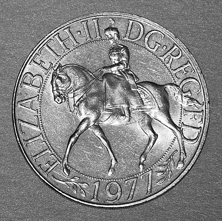 SilverJubileeCrownCoin1977Obverse