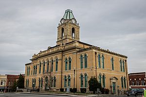 Robertson County courthouse in Springfield