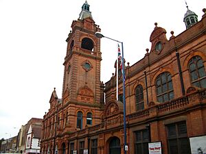 Stourbridge Town Hall (geograph 2356882)