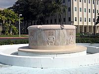 'Varhey Circle Fountain', cast concrete fountain by Henry H. Rempel and Cornelia McIntyre Foley, 1934, University of Hawaii at Manoa