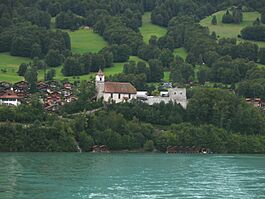 5479 - Ringgenberg - Kirche am Brienzersee.JPG