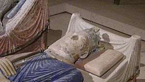 Church of Fontevraud Abbey Henry II effigy