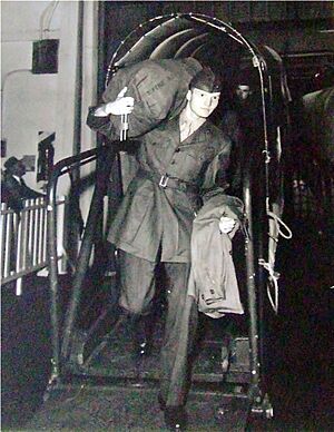 Jim Brewton disembarks in San Francisco from Korea, 1954