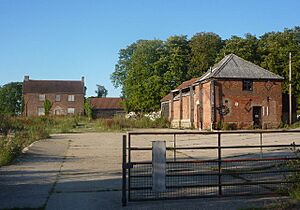 Lawshall Hall - geograph.org.uk - 1421932