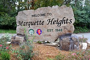 Marquette Heights sign 20231019 0606.jpg