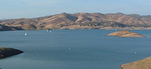 Millerton Lake 1 (cropped)