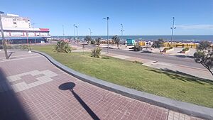 Monte Hermoso, costanera central 05.jpg