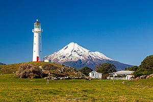 Mount Taranaki and Cape Egmont Lighthouse 02.jpg