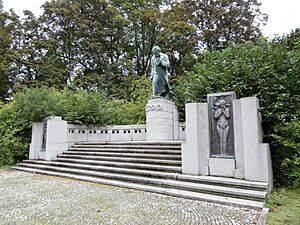 P9040307 Beethoven´s Monument in Karlovy Vary Carlsbad