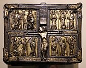 Reliquiario di dohnach airigd ('chiesa d'argento') tradiz. donato da s. patrizio a s. macartan, viii secolo, poi 1350 ca., da clones, co. monaghan 01