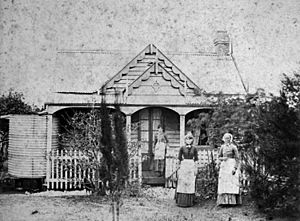 StateLibQld 1 92924 Toowoomba residence, The Lodge at the Toowoomba Cemetery, ca. 1886