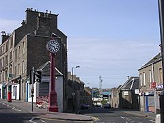 The Hilltown Clock - geograph.org.uk - 9793.jpg