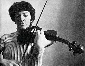 Wanda Wilkomirska Polish violinist.jpg