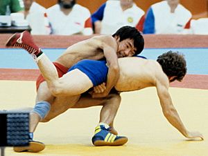 Zhaqsylyq Üshkempirov vs Pavel Khristov 1980.jpg