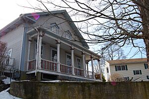205 Crescent Street