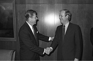 Bundesarchiv B 145 Bild-F054984-0021, Ronald Reagan, Dietrich Stobbe