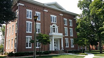 Eureka College Main Building flickr.jpg