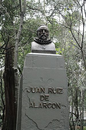 Juan Ruiz de Alarcón (monumento)