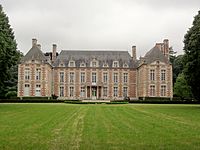 Le Fayel (Oise) Château, sa façade