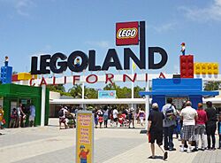 Legolandcaliforniaentrance.JPG