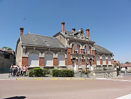 Town hall in Longueval-Barbonval