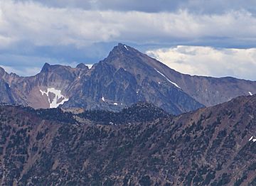 Monument Peak in Pasayten Wilderness.jpg