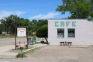 Cafe along Colorado Street (2017)
