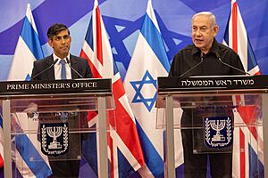 The Prime Minister meets the Prime Minister of Israel (53269898255)