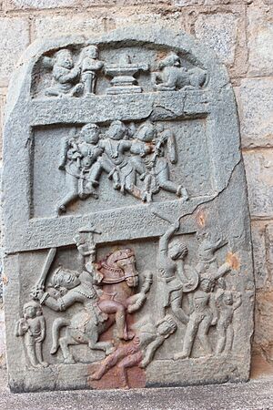 Virgal (hero stone) in Kedareshvara temple at Balligavi4