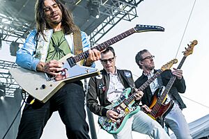Weezer, City Of Trees 2016